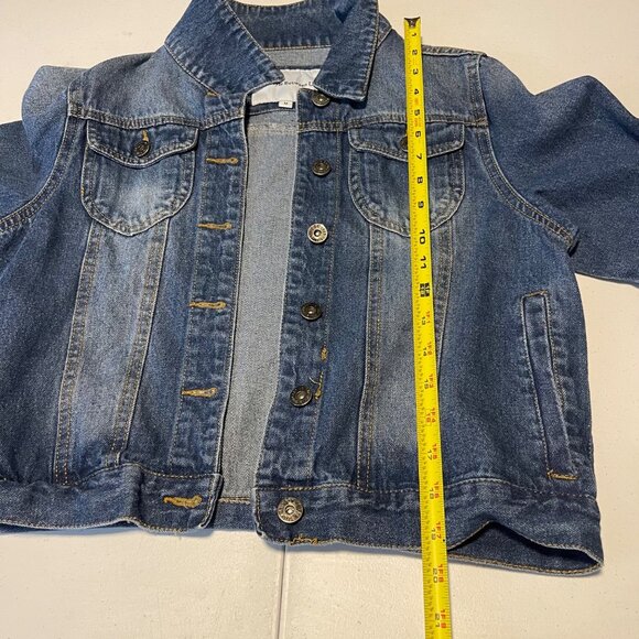 The Style Between Us Womens Medium Classic Blue Denim Jacket With Button Front - Picture 9 of 11